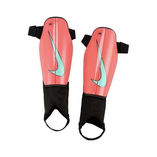 NIKE DX4610 CHARGE GUARD SCHEENBESCHERMERS