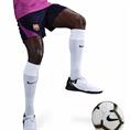 NIKE HJ6750 FC BARCELONA STRIKE TRAININGSBROEKJE 2025-2026