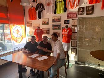 Sportcentrum Dordrecht en Oranje Wit verlengen samenwerking met 6 jaar