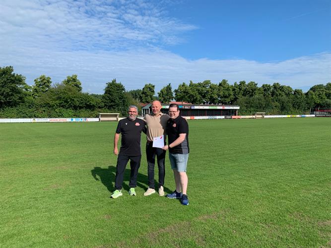 Sportcentrum Dordrecht en vv Hardinxveld verlengen succesvolle samenwerking met zes jaar